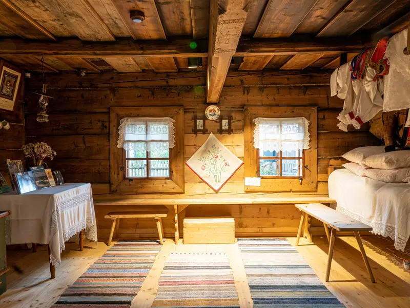 Zagroda sołtysów 1km